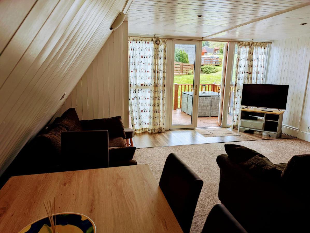 Seaside Chalet - Sleeps 6 Kingsdown  エクステリア 写真